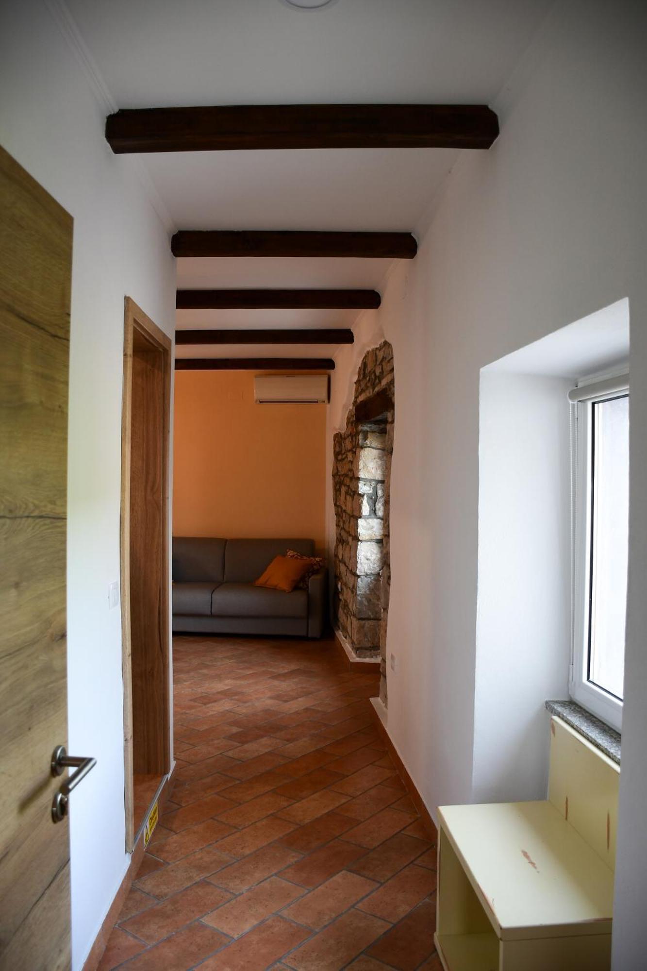 Razman Wine Rooms Gracisce Exterior foto