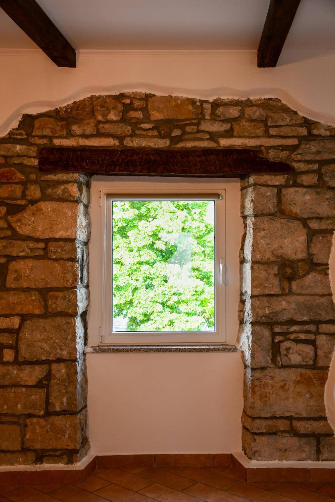 Razman Wine Rooms Gracisce Exterior foto